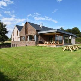 Les Loneux 27 pers, Malmedy - vue incroyable - wellness, billard, Home cinema