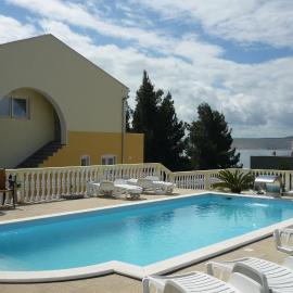 Apartment Seline 8 nur 200 m bis zum Strand, hotel u gradu Seline