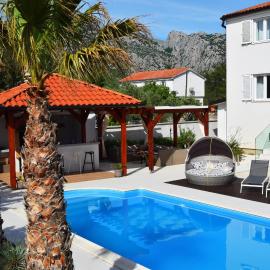 Villa Golden Apple