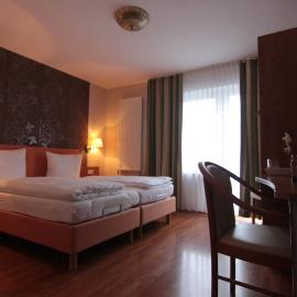 Hotel Linden, hotel em Knüllwald