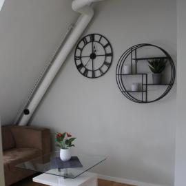 O Brian Gjestehus, hotell i Halden