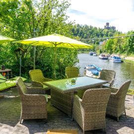 Viesnīca Ferienhaus auf der Schleuseninsel pilsētā Lānšteina