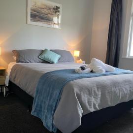 Motupōhue Base Holiday Home - 2 bedroom House, ξενοδοχείο σε Bluff