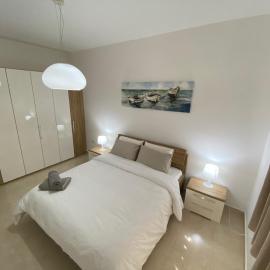 Rock Bay, hotel i Birżebbuġa