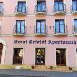 Szent Kristóf Apartmanhotel, hotel in Zalaegerszeg