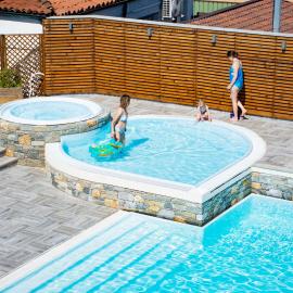 Hotel Camping Europa, hotel em Domaso