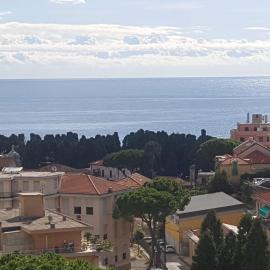 Appartamento Vista Mare Stella Marina, hotel a Sanremo
