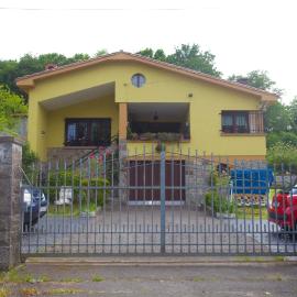 Villa Teresa - Casa familiar con jardín en Cangas de Onís