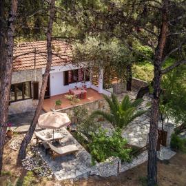 Villa Olga, hotel u gradu Pefkari