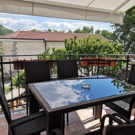 Apartma Apollonio, hotel in Črni Kal