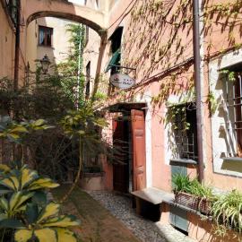 Hotel Overland: Toirano'da bir otel