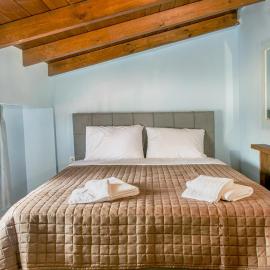 3D iliadis Suites, hotel in Ierissos