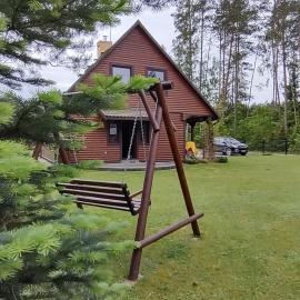 Dom na skraju lasu, Hotel in Serwy