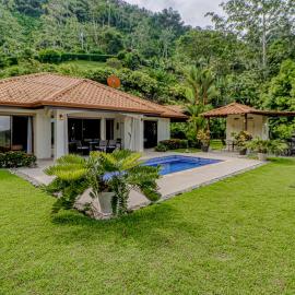 Casa La Cascada, hotel a Dominical