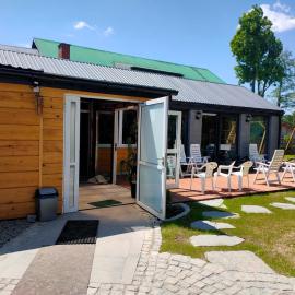 Willa Myśliwska dom 10-osobowy ZE STREFĄ BASENOWĄ w miejscowości Chocznia NIEDALEKO ZATORU I ENERGYLANDII, hotel en Wadowice