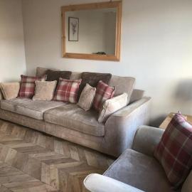 Rowan Place 5 Bedroom Off Street Parking Accommodation