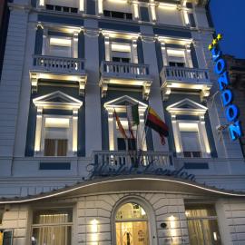 Hotel London, Hotel in Viareggio