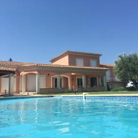 Villa et maisonnette provençales, hotel en Carpentras