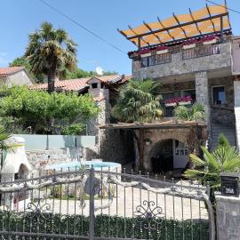 APARTMAN Brajutovci 26, ξενοδοχείο σε Kornić