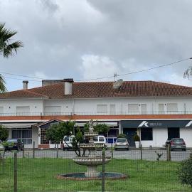 Kualquer Koisa, hotel Tondelában