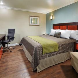 American Inn Downey, hotel u gradu Dauni