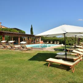 Porsenna Resort, hotel a Villastrada