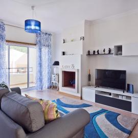 BmyGuest - Sesimbra Sea View Villa, hotel i Castelo