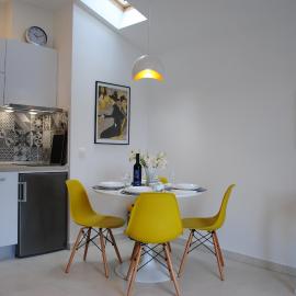 Apartments Natura Makarska with free parking โรงแรมในมาคาร์สกา