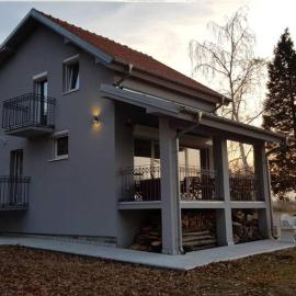 Villa Eli, Belosavci home with the View, hotel in Topola