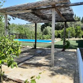 Vivienda Rural Maestro Herrador, hotel in Ubrique