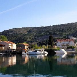Apartments Lorena, hotel in Mokošica