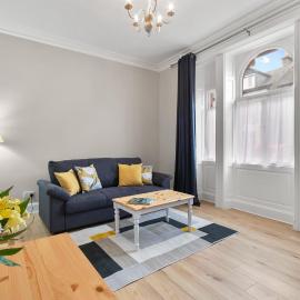 Bay Apartment