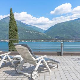Apartment Azalea - Cremia, hotel en Cremia