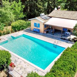 Villa Nautilus, hotell sihtkohas Áfra