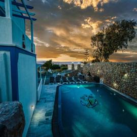 Stavros Villas, hotel in Karterados