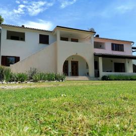 Casa Val Madorso, hotel en Peroj