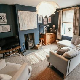 Quirky bohemian Lake District miners cottage- 6 bd, hotel v destinácii Millom