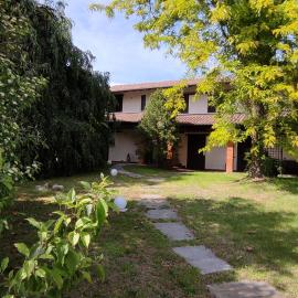 Villa De Alberti, hotel em Vergiate