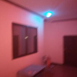 Kicec bar and guest house airport, hotel u gradu Dar es Salam