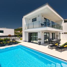 Villa Supernus with Heated Pool
