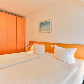 Apartment Sunshine mit Balkon, hotel in Zempin