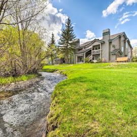 Hot Tub Access: Mammoth Lakes Nature Escape!