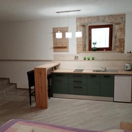 Studio apartment Iva