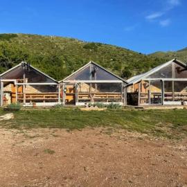 Camping Cajupi, hotel in Gjirokastër