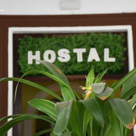 Hostal Costa de la Luz, hotel in Chipiona