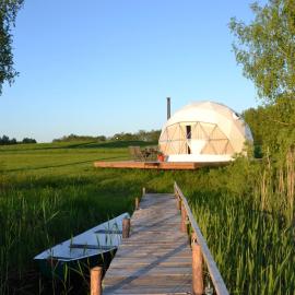Glempings Velo Latgale, hotel a Izvalta