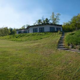 Wellness bungalov - vodní nádrž Slapy - 40km od Prahy, hotell sihtkohas Nečín