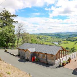 The Larches, hotel in Llanidloes