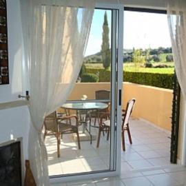 2 Bed House - Sleeps 4 - Pool - Garden - Parking