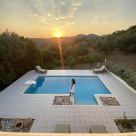 Kyparissia De Wandelboom, hotel Vrísai városában